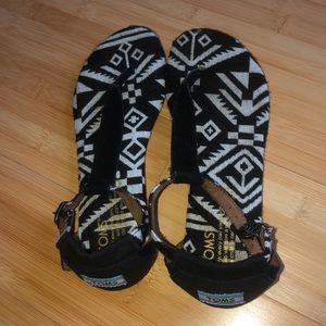 toms sandals